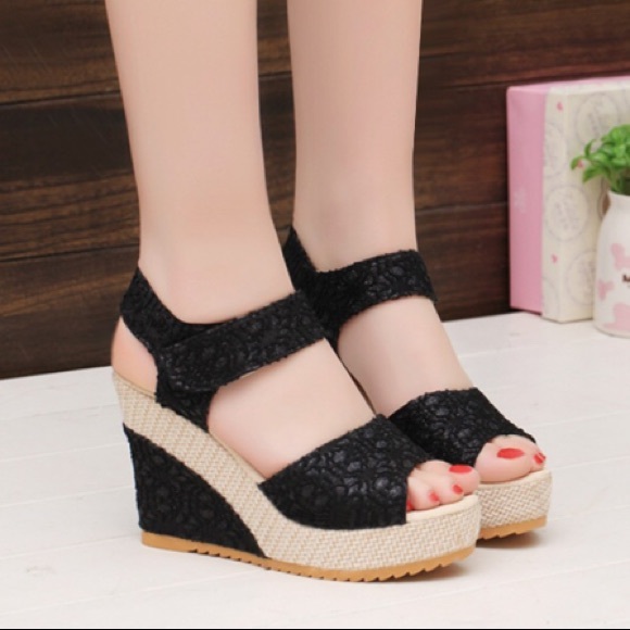 ⬇️💲PRICE DROP ⬇️Wedges Sandals Lace - Picture 3 of 8